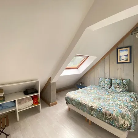 In Near D-day Beaches * 아스넬레스