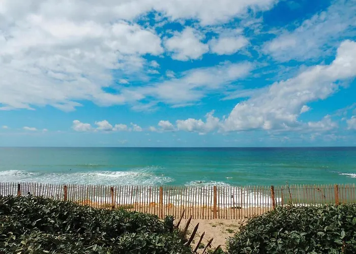 In Near D-day Beaches בית נופש *